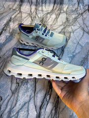 On Cloud Lightweight Branded Shoes