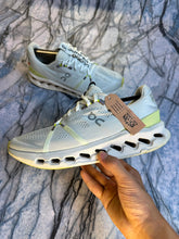 On Cloud Surfers Branded Shoes