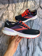 Brooks Adrenaline GTS 22 Branded Shoes
