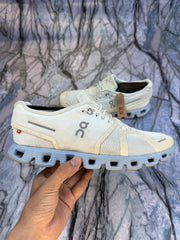 On Cloud 5 Branded Running Shoes