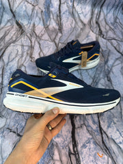 Brooks Ghost 15 Lightweight Branded Shoes