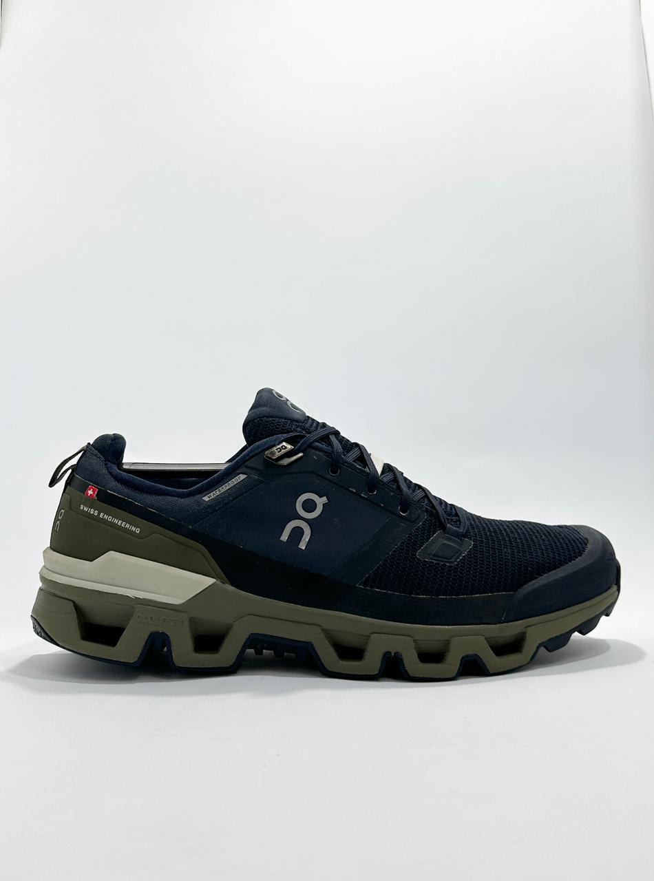 Original On Cloudwander Waterproof Lightweight Trial and Hiking Branded Shoes
