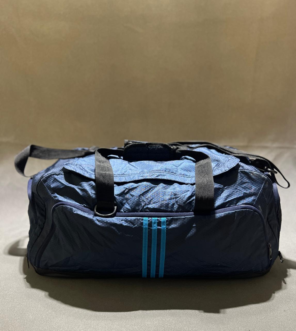 ORIGINAL ADIDAS BRANDED SPORTS DUFFEL BAG