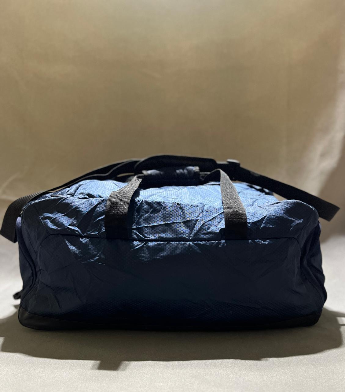 ORIGINAL ADIDAS BRANDED SPORTS DUFFEL BAG