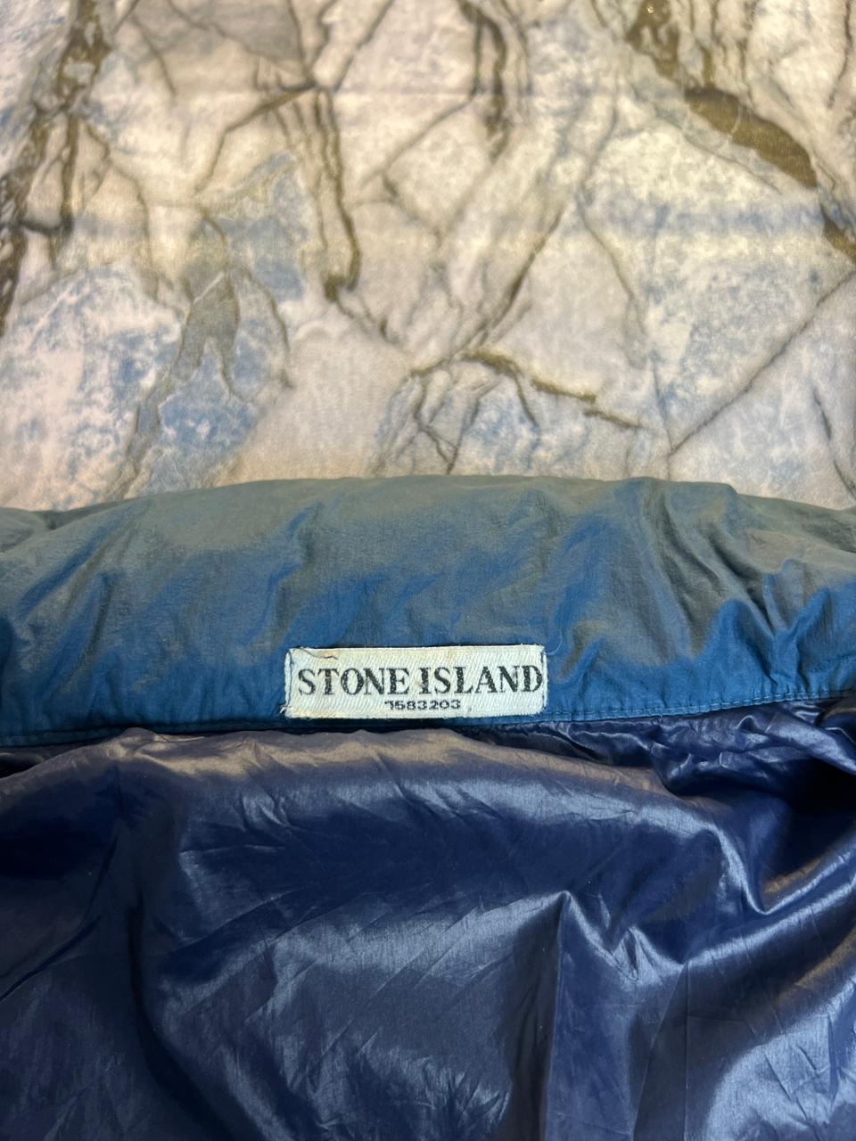 LUXURY BRAND STONE ISLAND LIGHTWEIGHT BRANDED JACKET