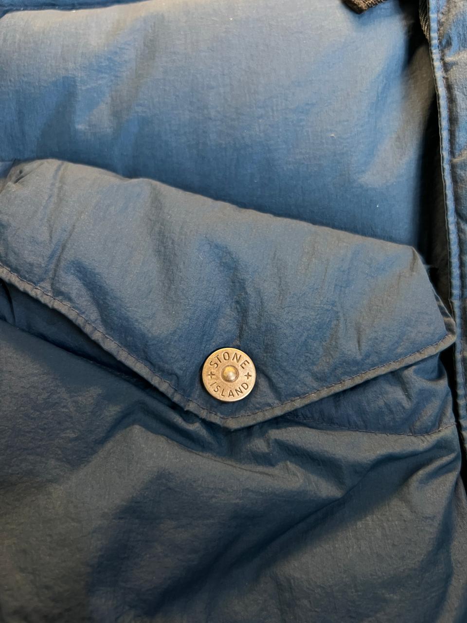 LUXURY BRAND STONE ISLAND LIGHTWEIGHT BRANDED JACKET
