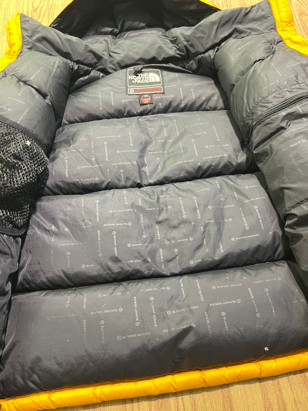 ORIGINAL THE NORTHFACE SUMMIT SERIES LIGHTWEIGHT BRANDED PUFFER JACKET