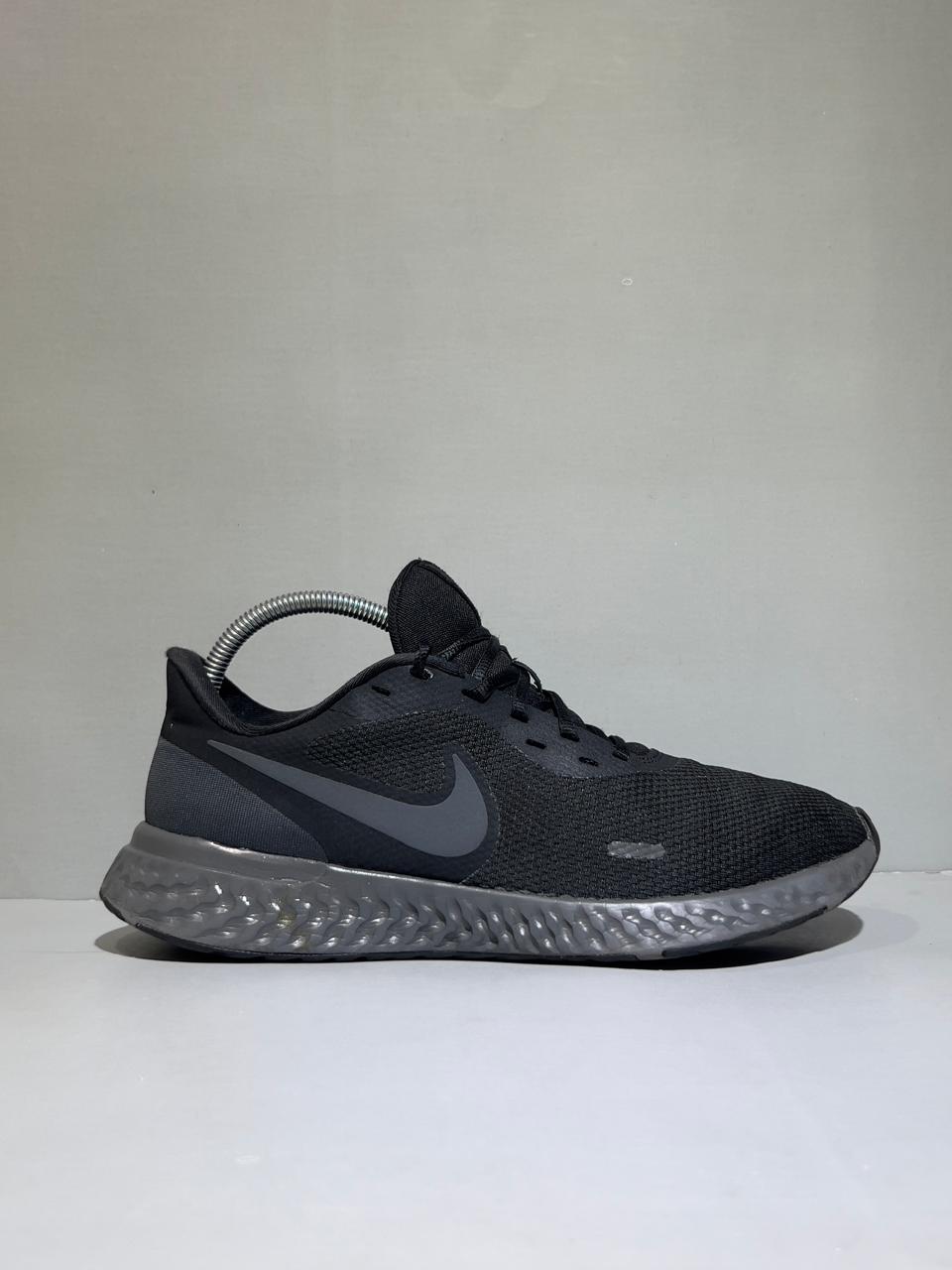 Original Nike Revolution Lightweight Branded Running Shoes