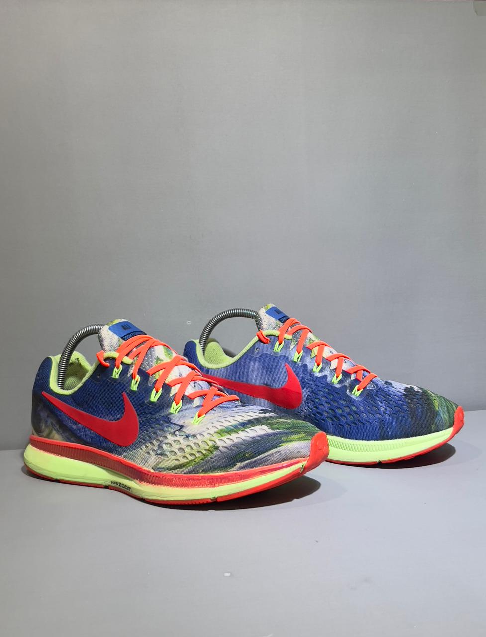 Original Nike Lightweight Branded Running Shoes