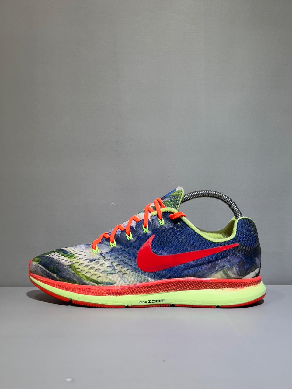 Original Nike Lightweight Branded Running Shoes