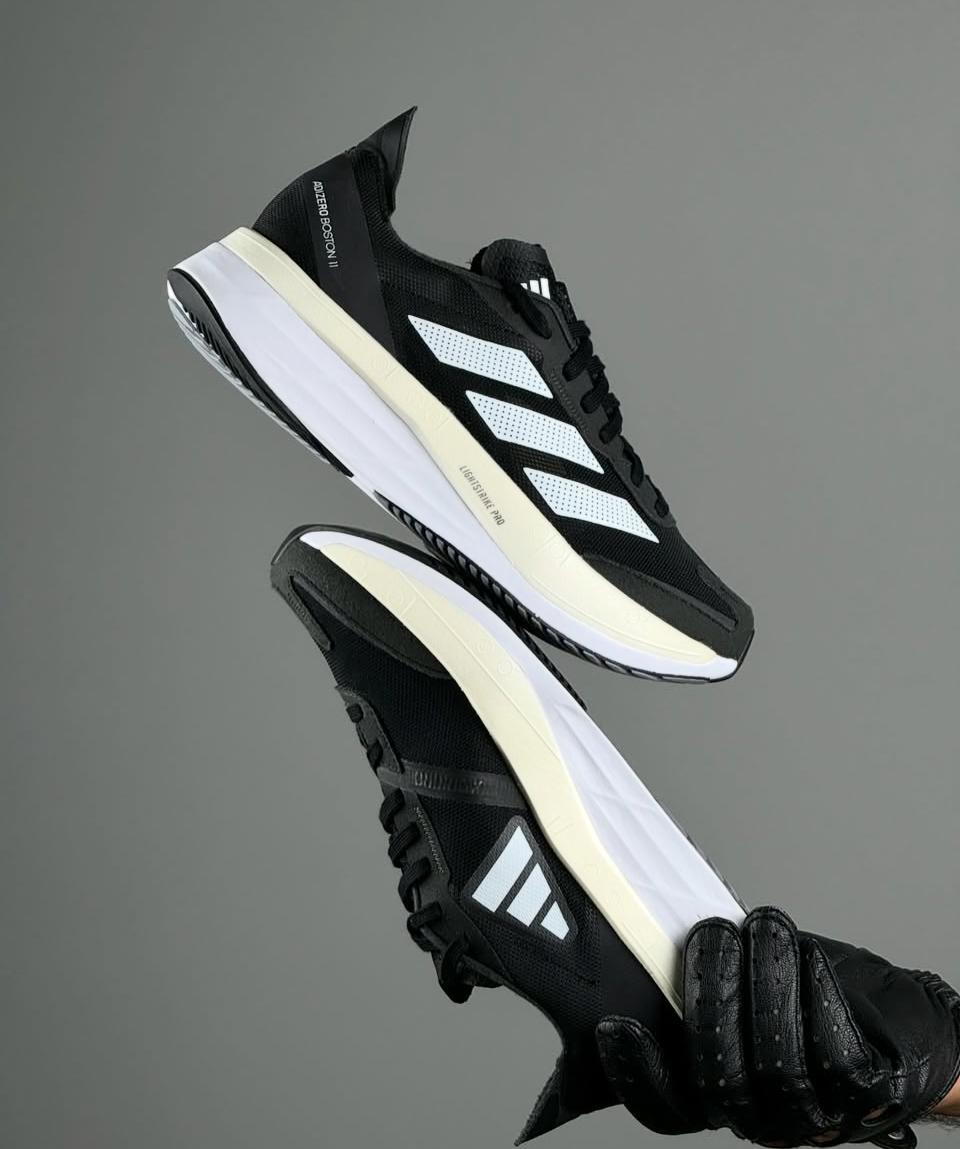 Adidas Adizero Boston 11 2022 Model Lightweight Branded Running Shoes