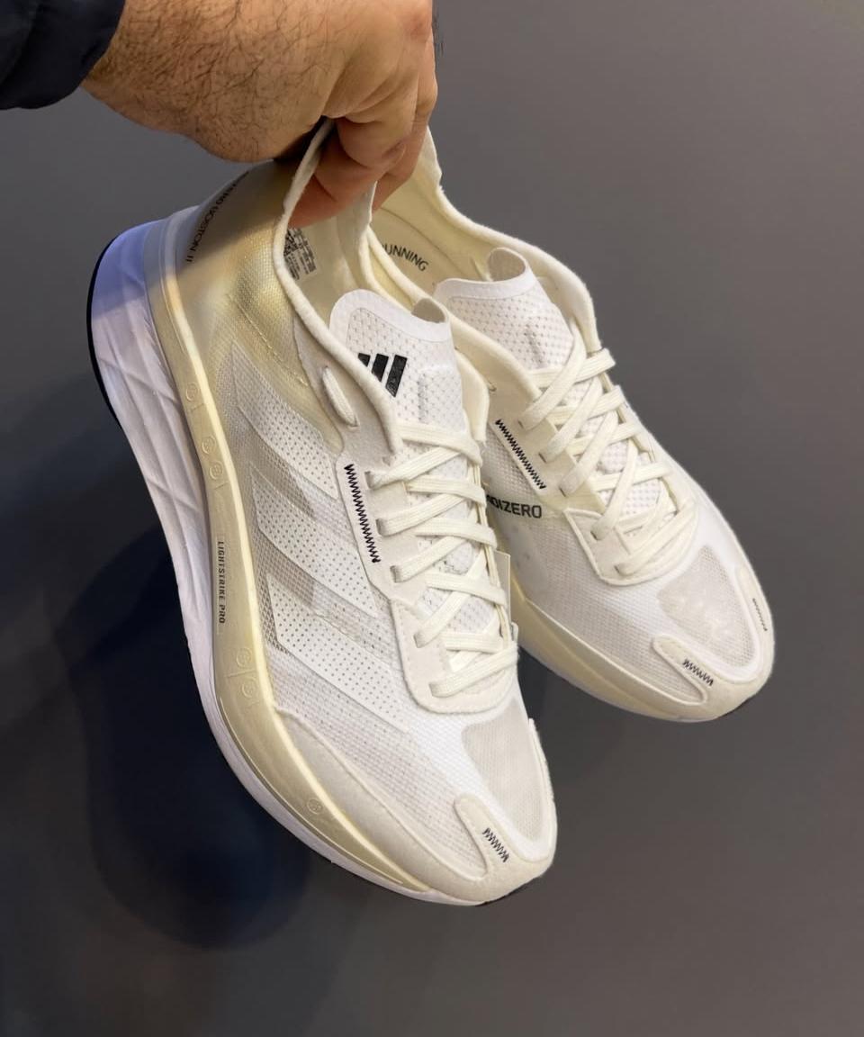 Original Adidas Adizero Boston 11 2022 Model Lightweight 300 Meter Running Shoes