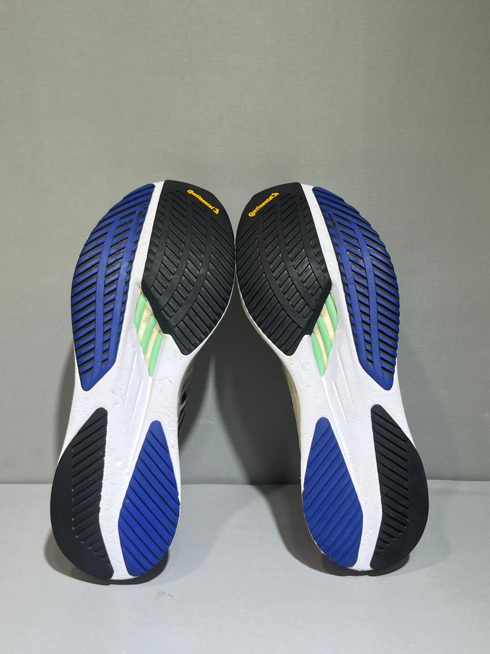 Original Adidas Adizero Boston 11 2022 Model Lightweight 300 Meter Carbon Fiber Running Shoes