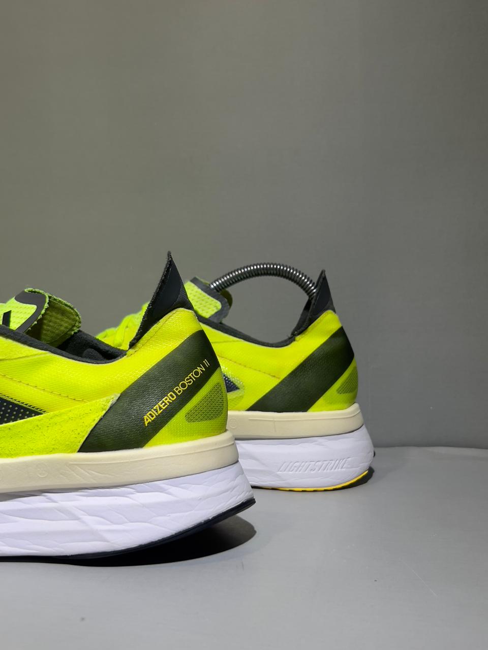 Original Adidas Adizero Boston 11 2022 Model Lightweight 300 Meter Carbon Fiber Running Shoes