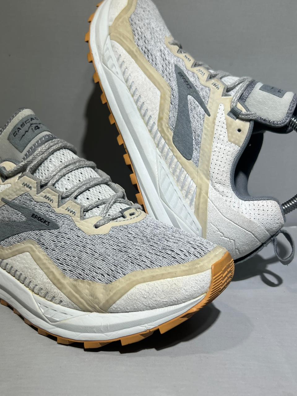 Original Brooks Casacade 14 Lightweight Trekking Branded Running Shoes