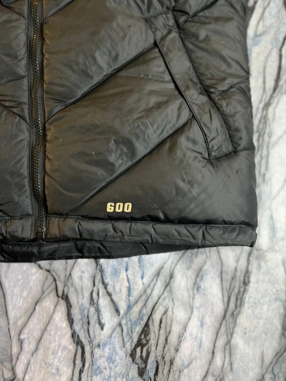 ORIGINAL THE NORTHFACE LIGHTWEIGHT SLEEVELESS BRANDED JACKET