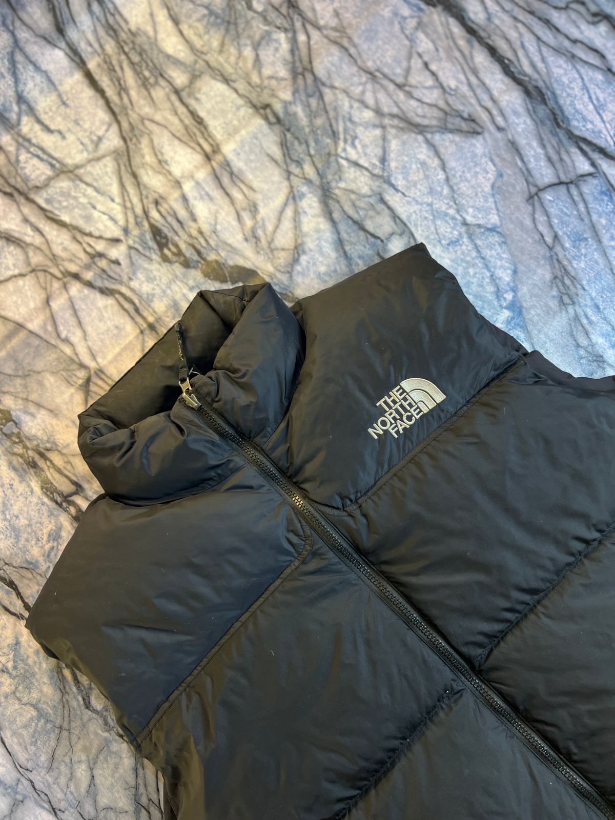 ORIGINAL THE NORTHFACE  LIGHTWEIGHT BRANDED FEATHER JACKET