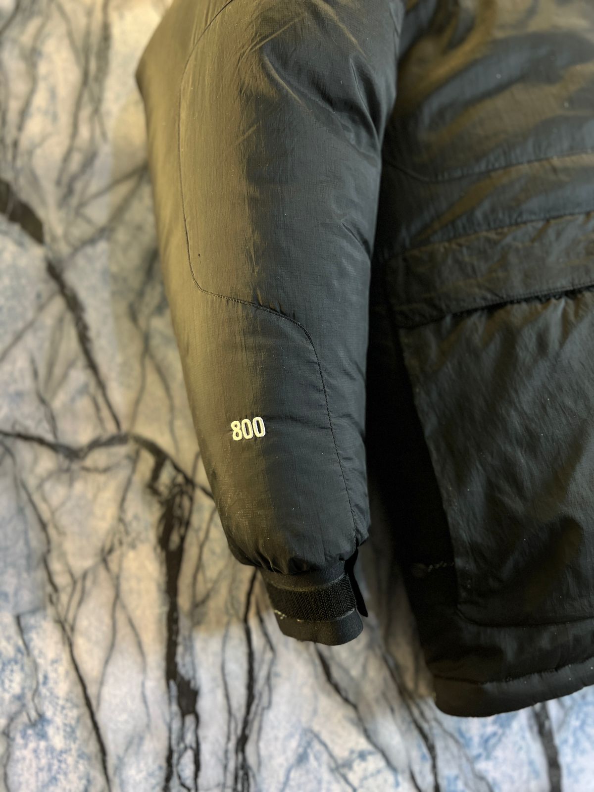 ORIGINAL THE NORTHFACE SUMMIT SERIES LIGHTWEIGHT BRANDED FEATHER JACKET