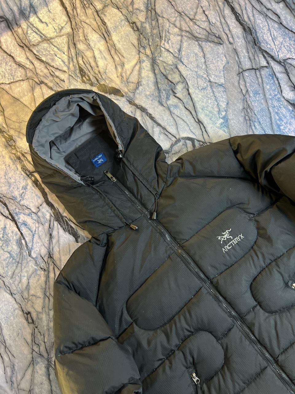 ORIGINAL ARCTYREX LIGHTWEIGHT BRANDED PUFFER JACKET