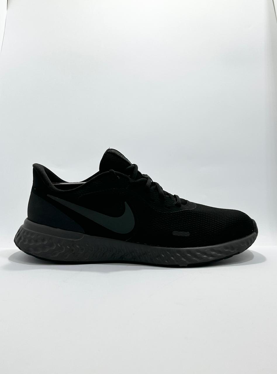 Original Nike Revolution 5 Lightweight Branded Shoes