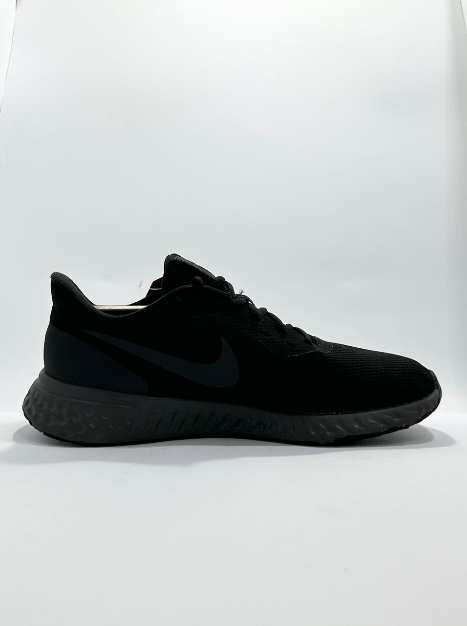 Original Nike Revolution 5 Lightweight Branded Shoes