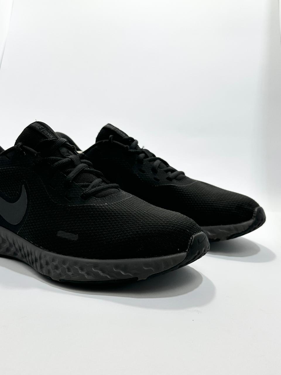 Original Nike Revolution 5 Lightweight Branded Shoes