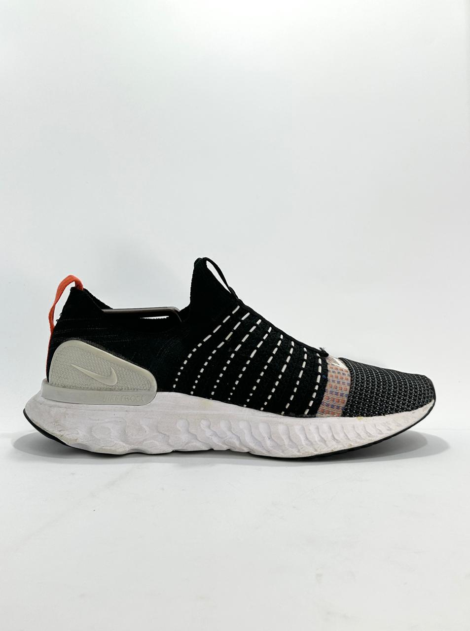 NIKE REACT INFINITY NO LACES BRANDED RUNNING SHOES