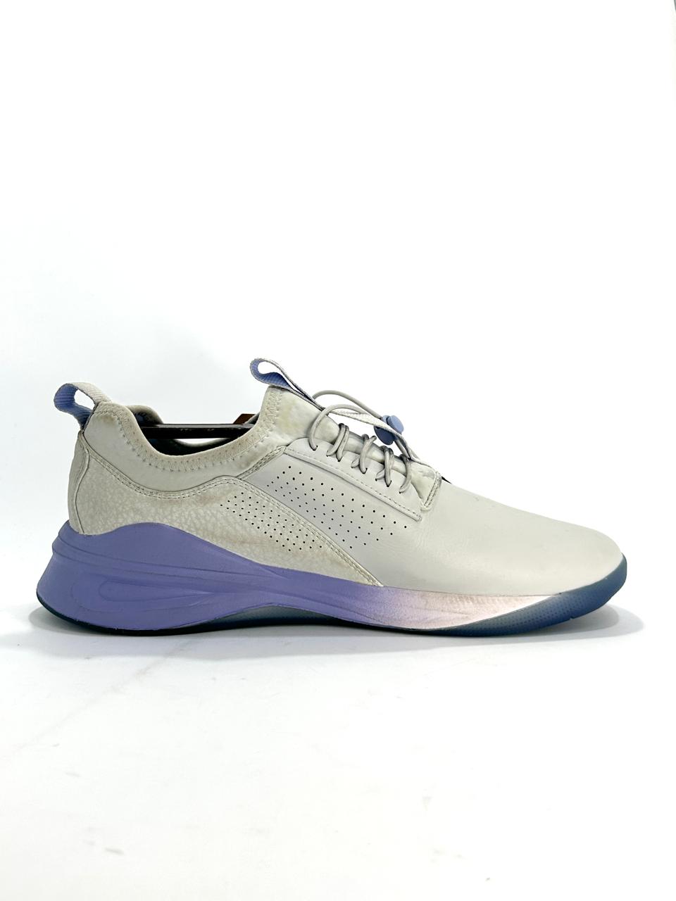 Clove Lightweight Branded Water Resistant Lightweight Shoes