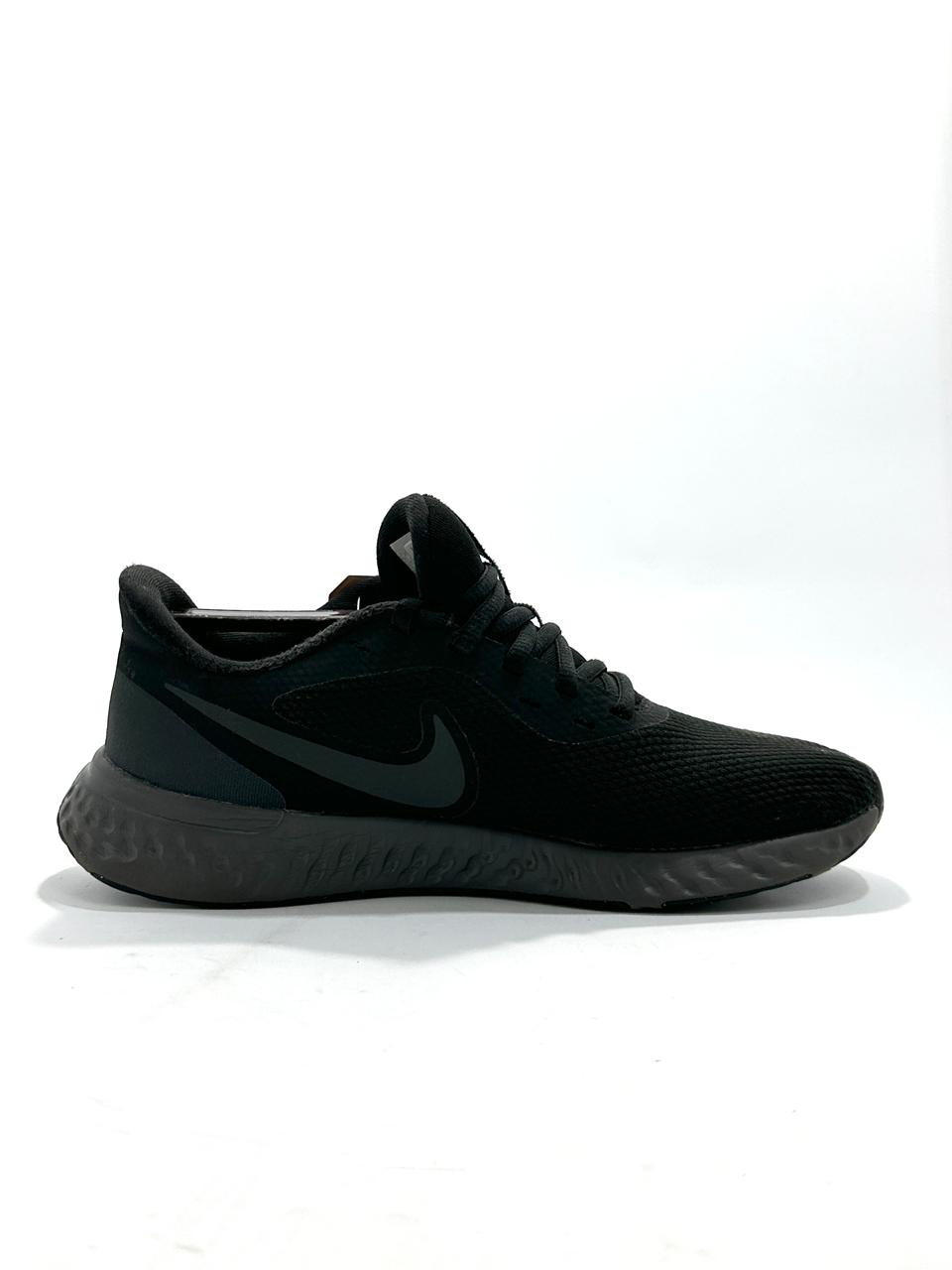 Original Nike Revolution 5 Lightweight Branded Running Shoes