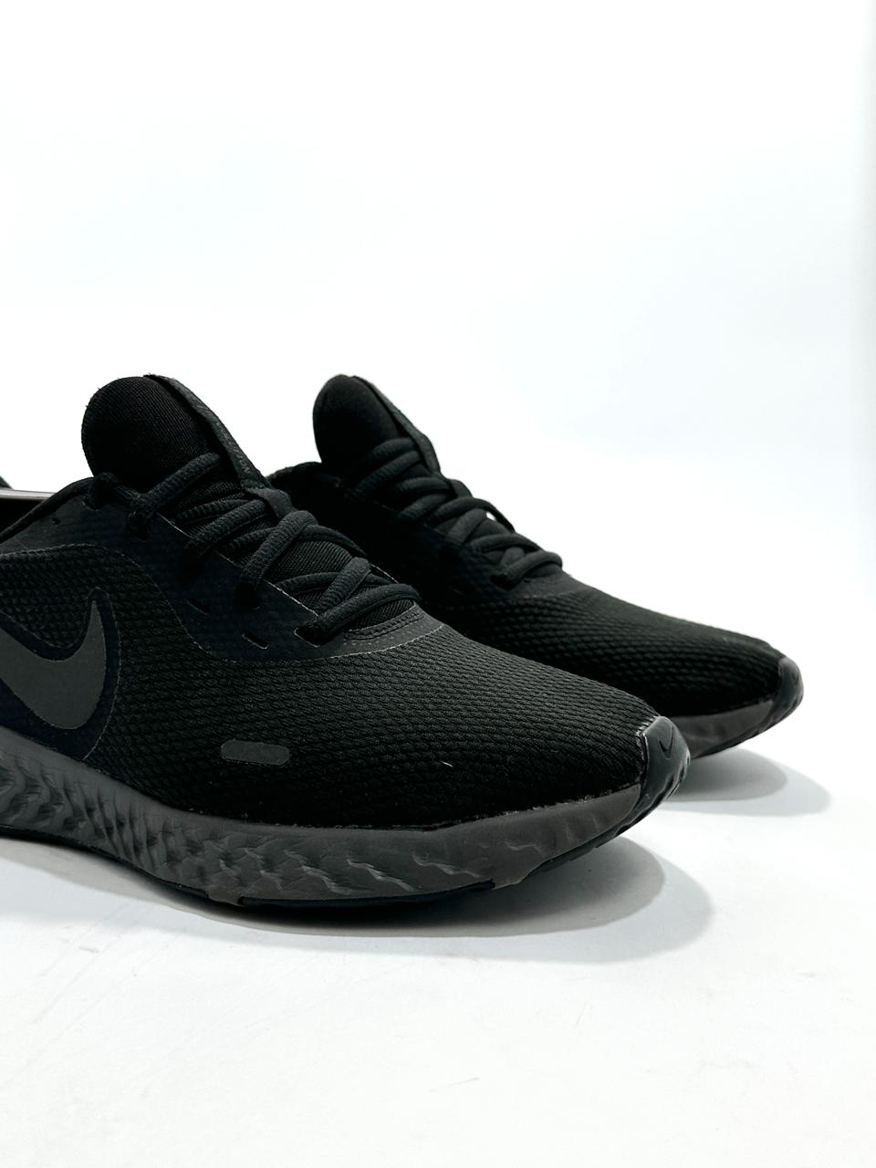 Original Nike Revolution 5 Lightweight Branded Running Shoes