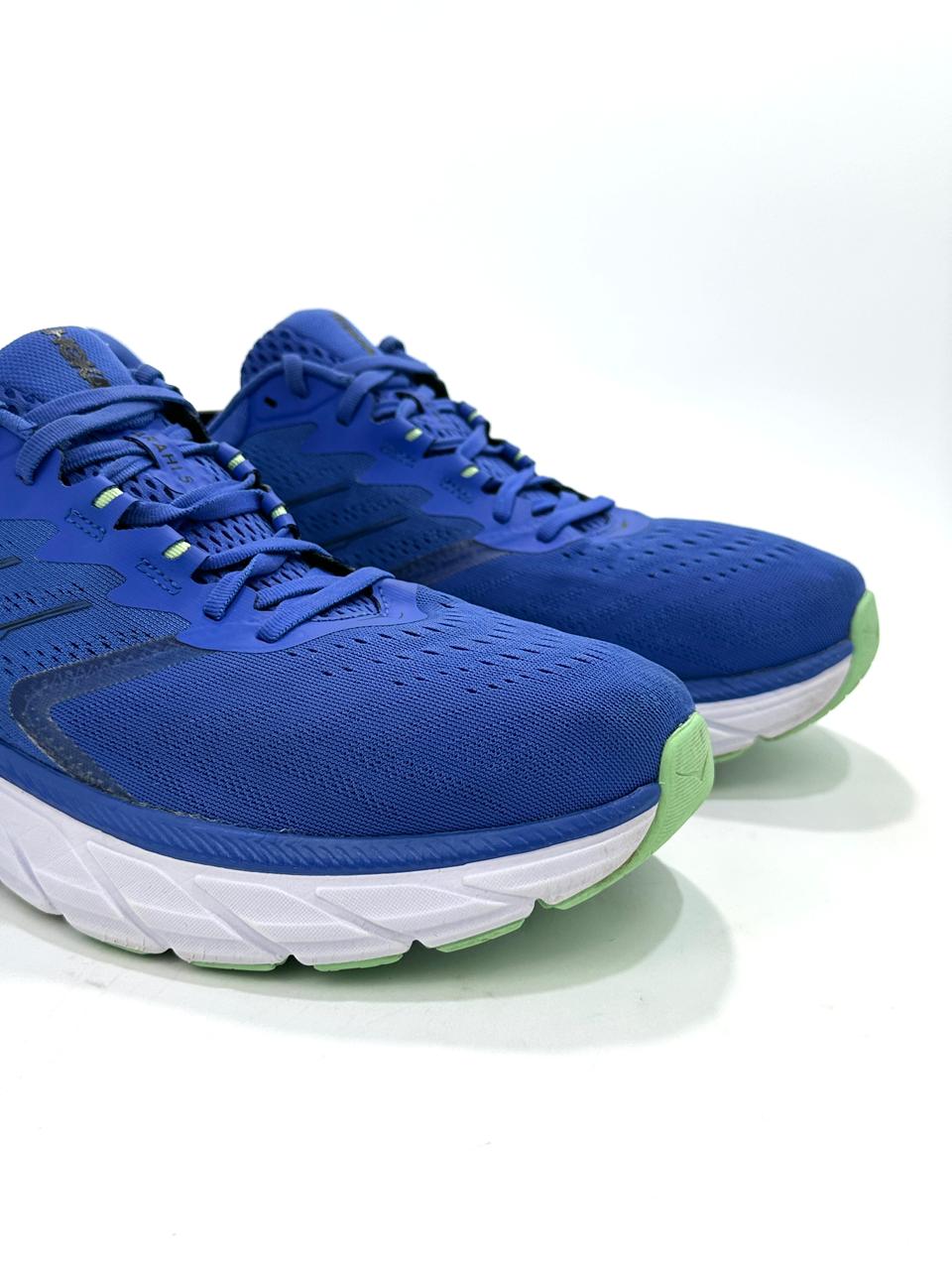Hoka Arahi 5 Lightweight Branded Running Shoes
