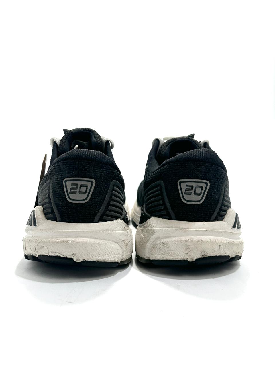 Brooks Beast Lightweight Branded Running Shoes