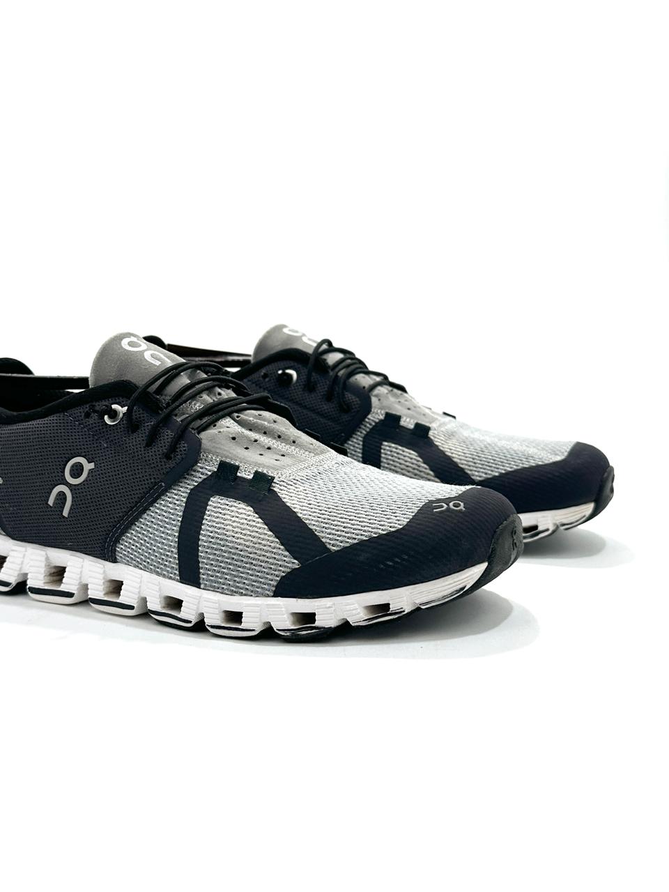 On Cloud 5 Lightweight Branded Running Shoes