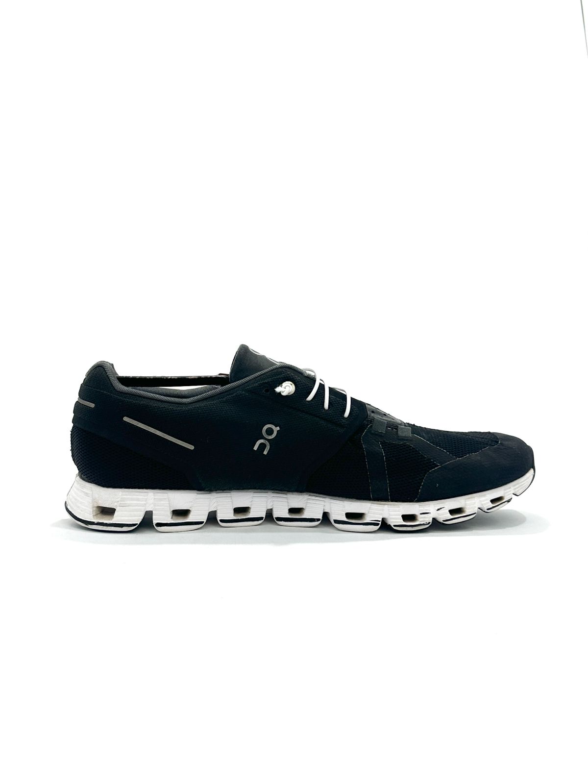 On Cloud 5 Lightweight Branded Running Shoes