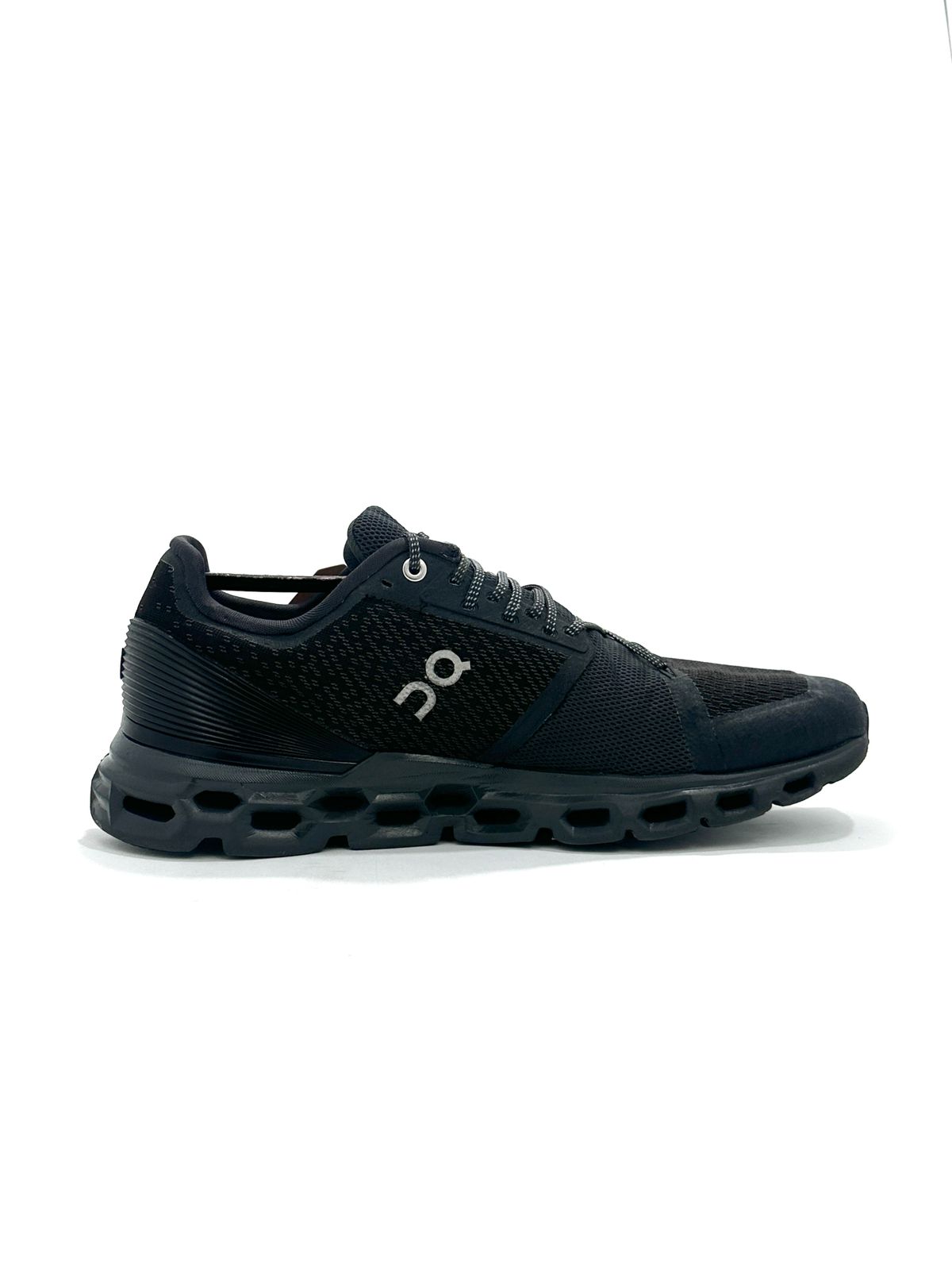 On Cloud On Cloudstratus Trainers  Branded Running Shoes
