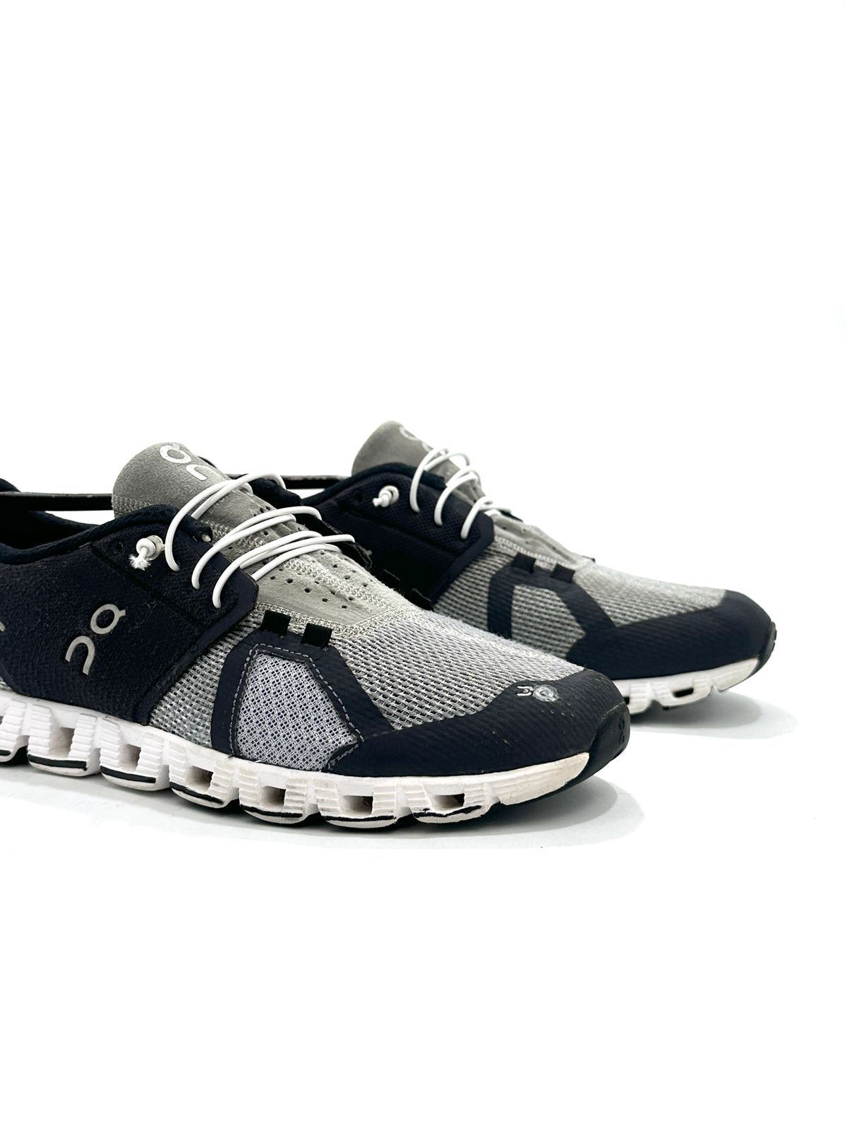 On Cloud 5 Lightweight Branded Running Shoes