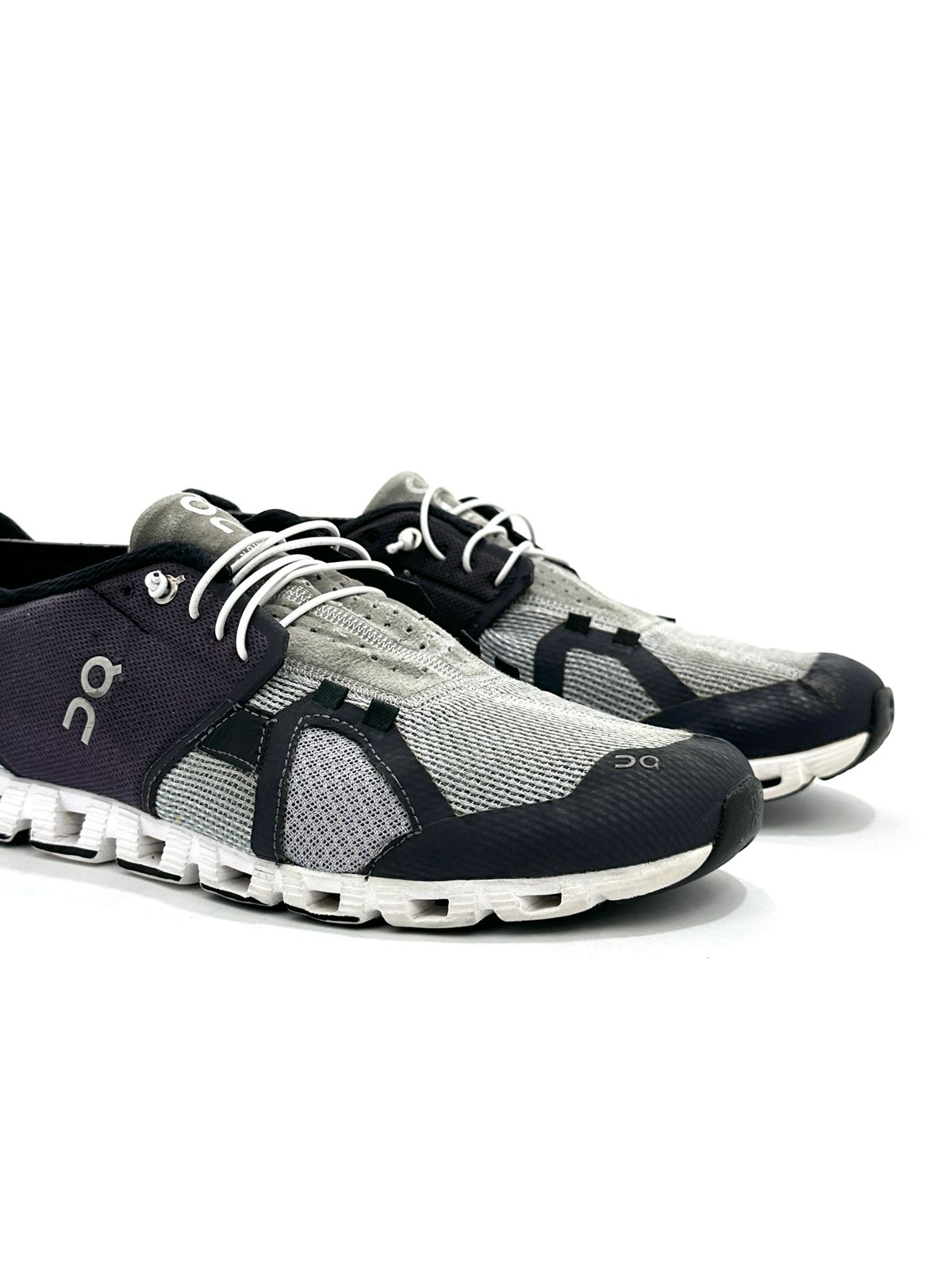 On Cloud 5 Lightweight Branded Running Shoes