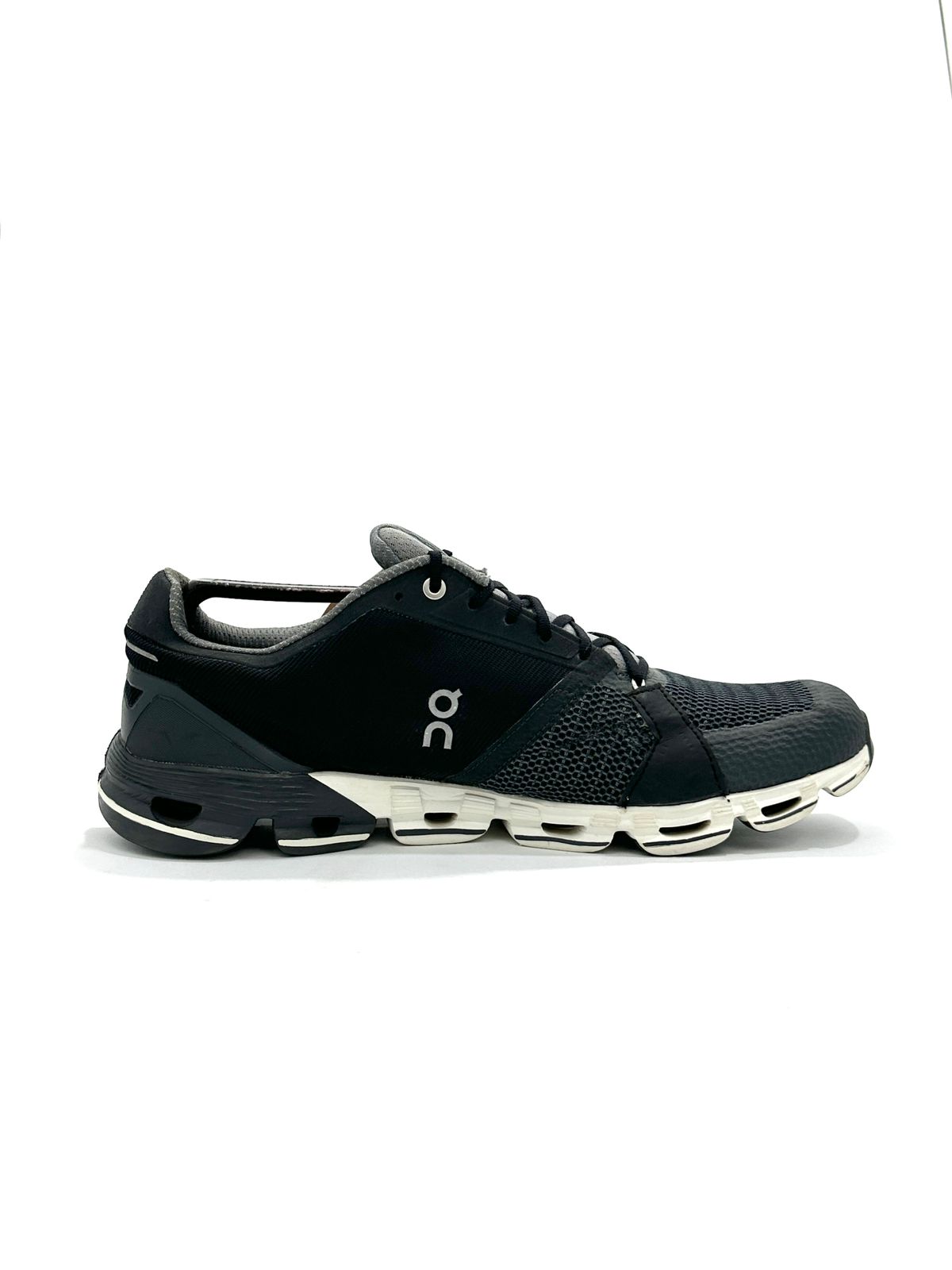 On Cloud Lightweight Branded Running Sneakers Shoes