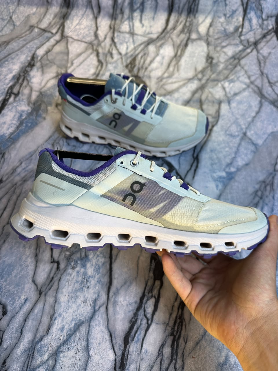 On Cloud Lightweight Branded Shoes