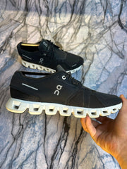 On Cloud 5 Branded Running Shoes