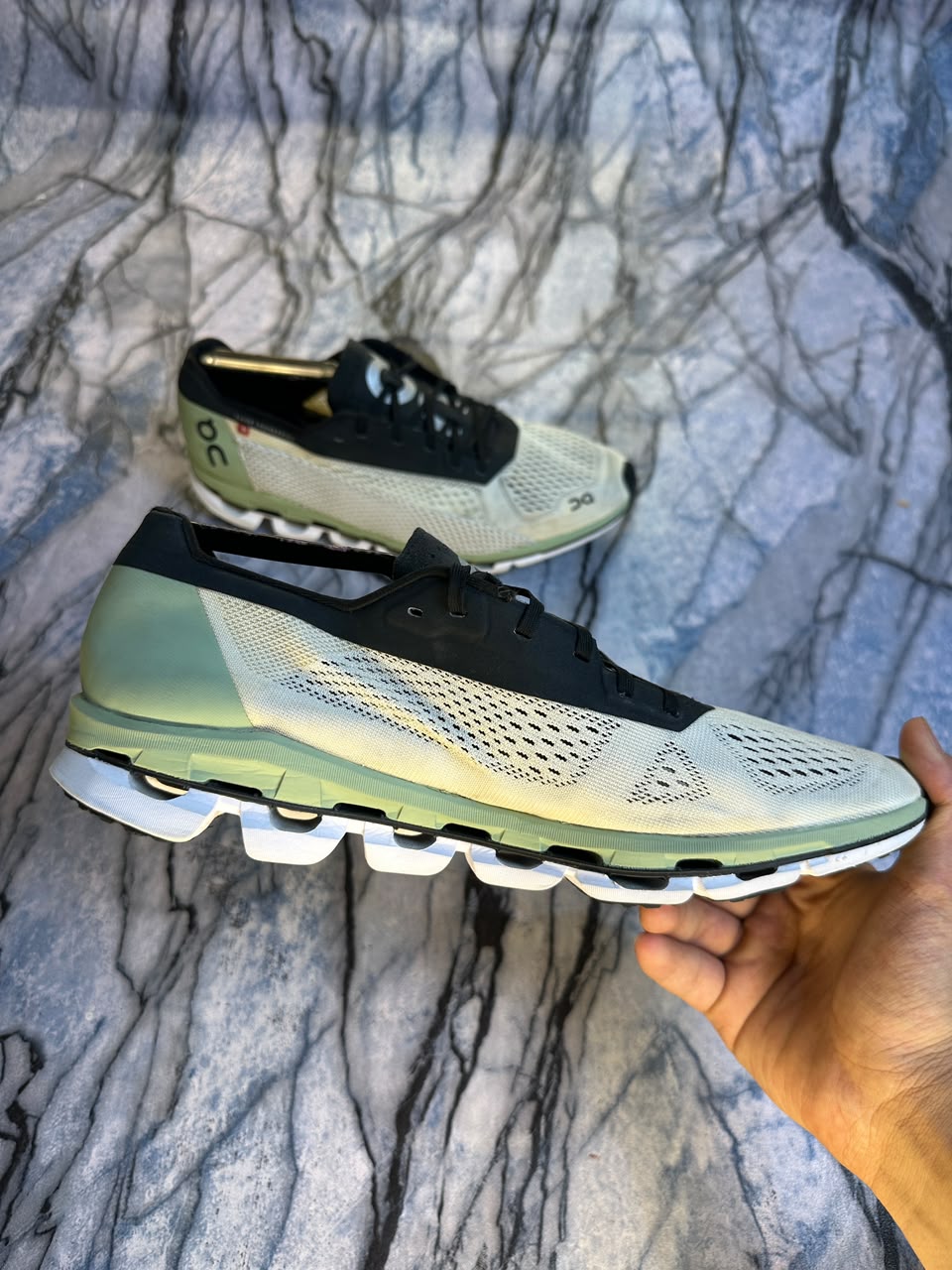 On Cloud Branded Shoes
