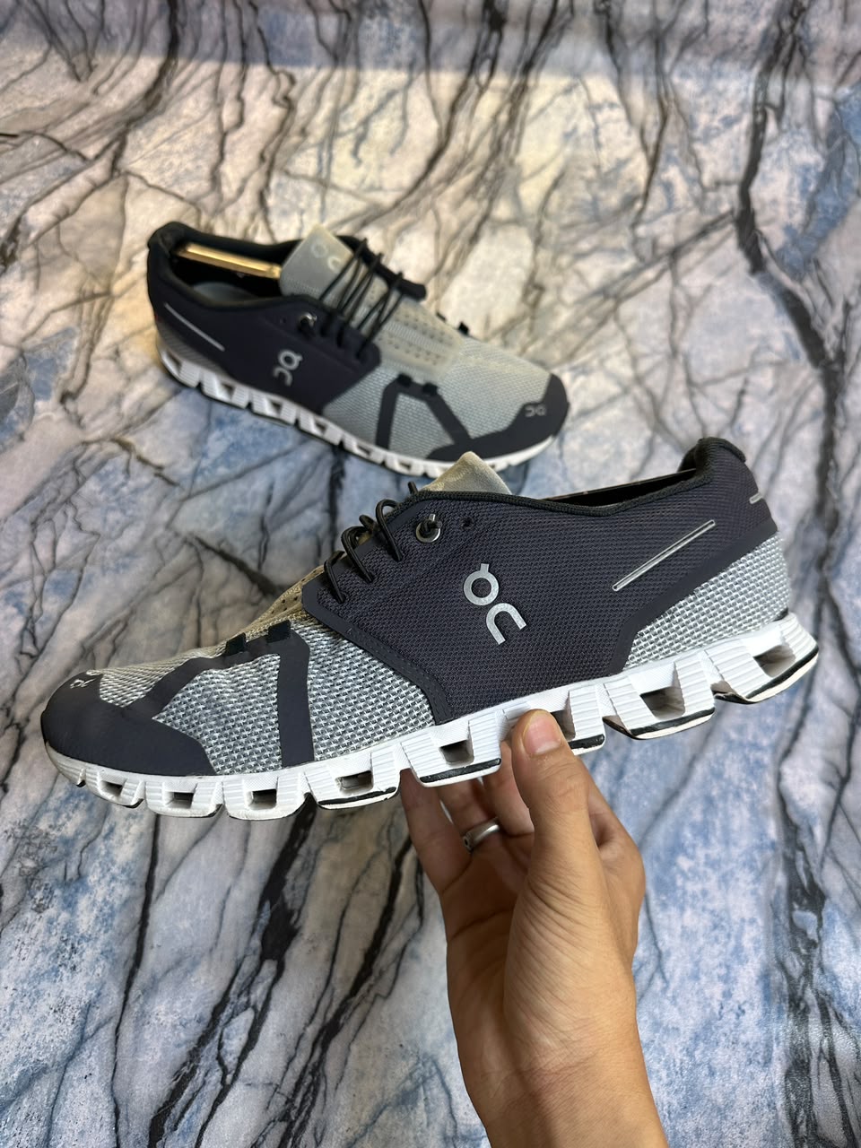 On Cloud 5 Branded Shoes