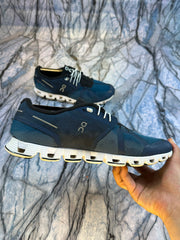 On Cloud 5 Lightweight Branded Running Shoes