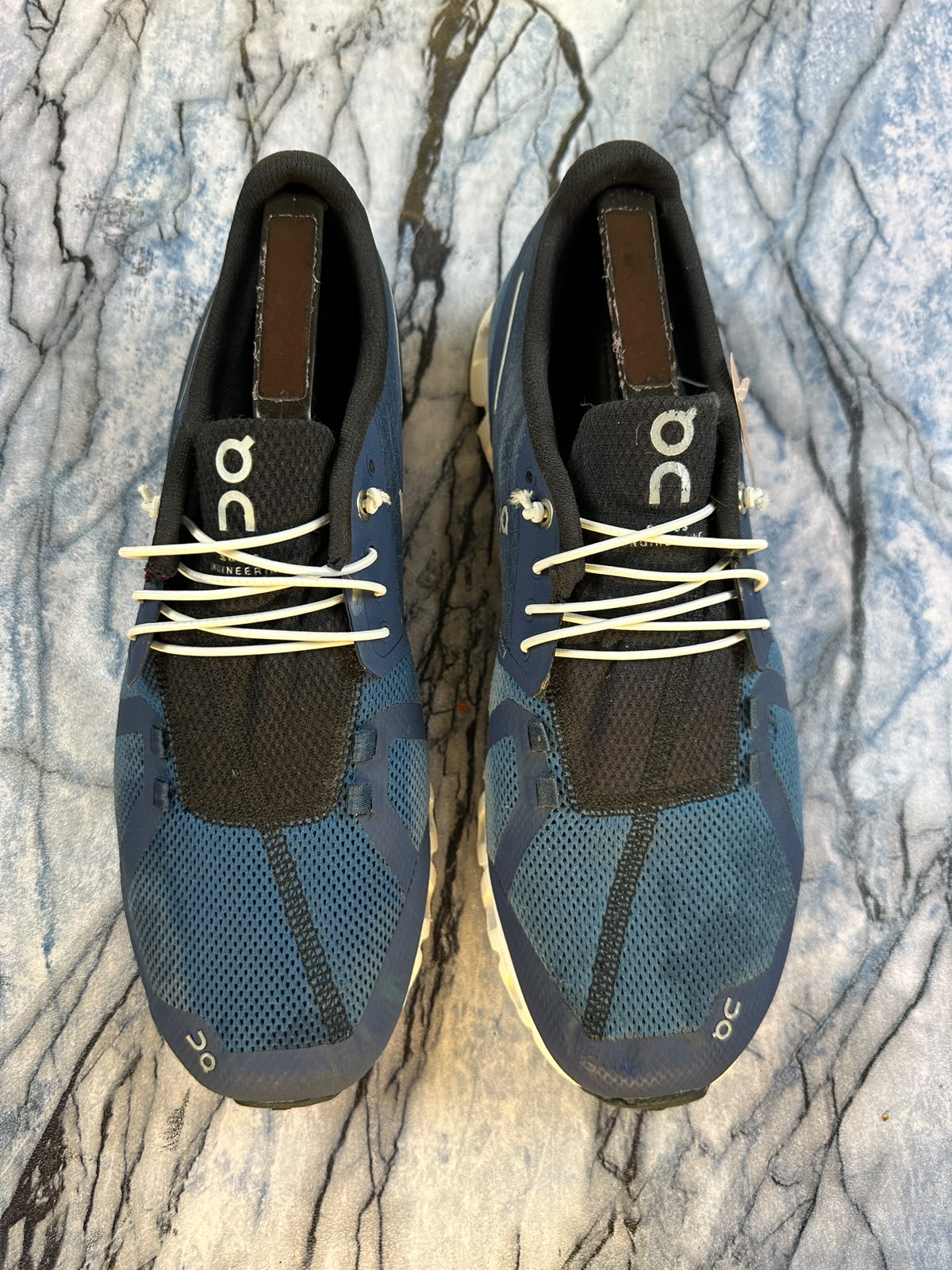 On Cloud 5 Lightweight Branded Running Shoes