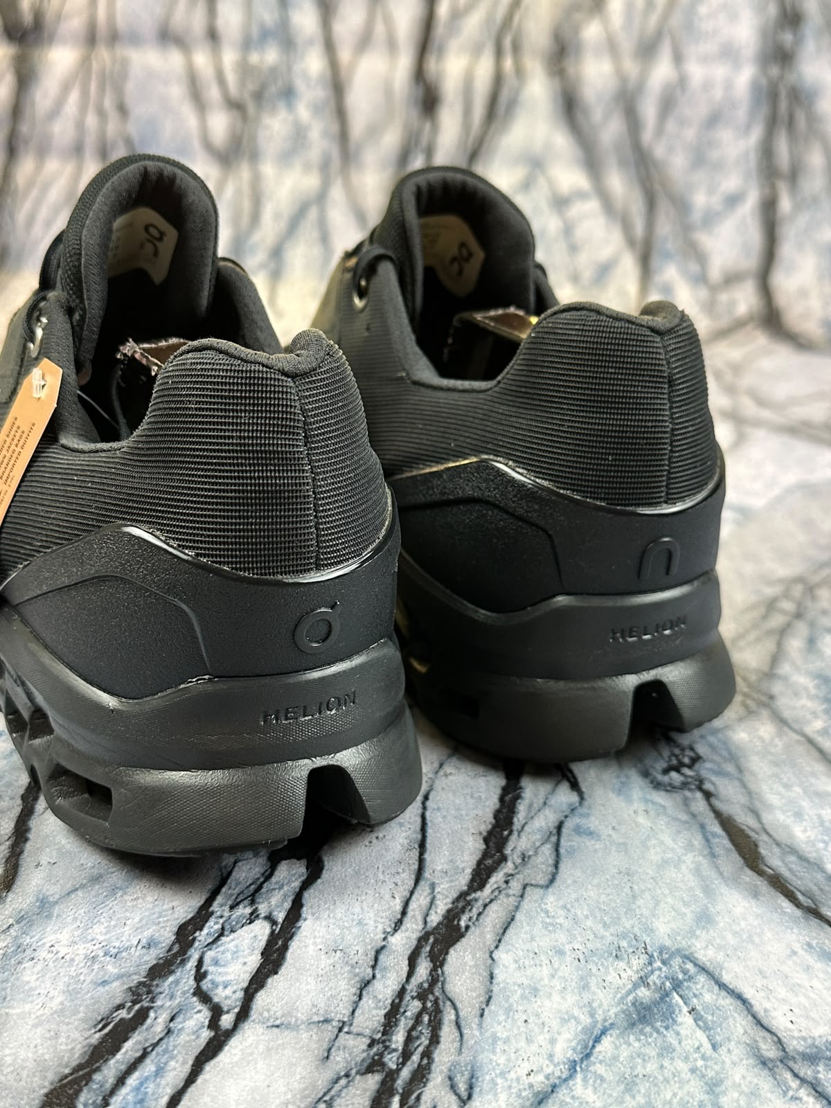 On Cloud Strautus Branded Running Shoes