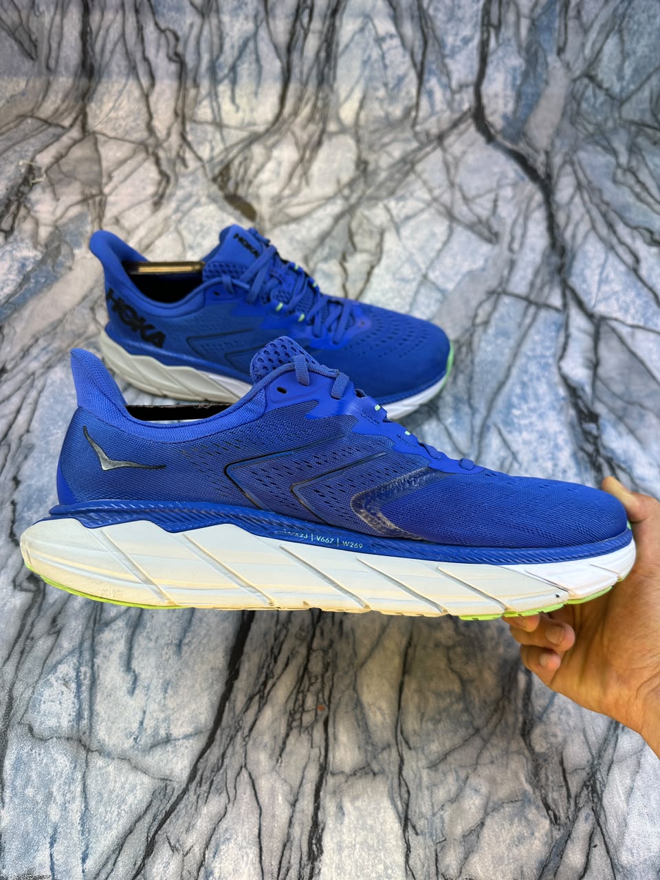 Hoka Arahi Branded Running Shoes