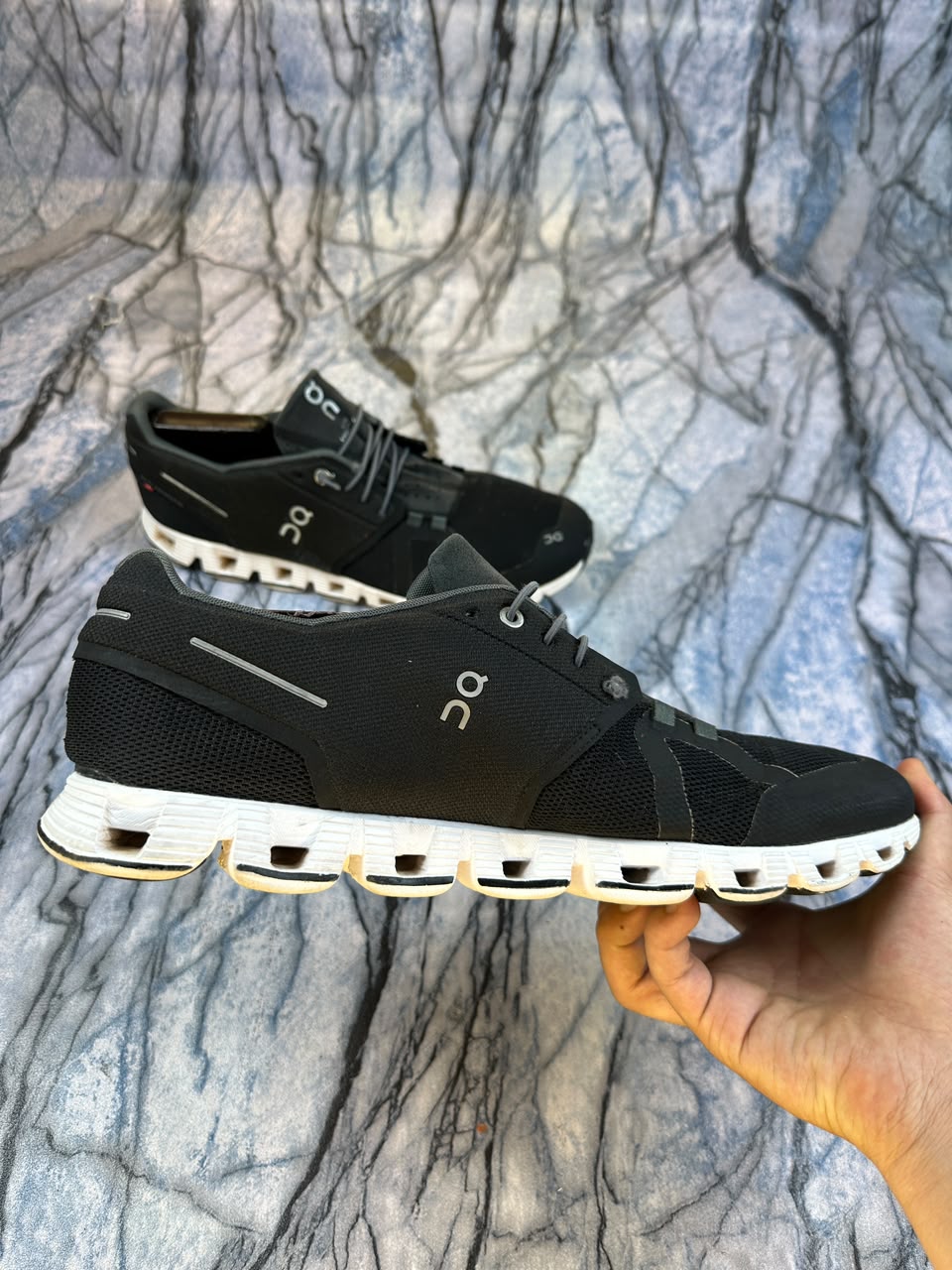 On Cloud 5 Branded Running Shoes