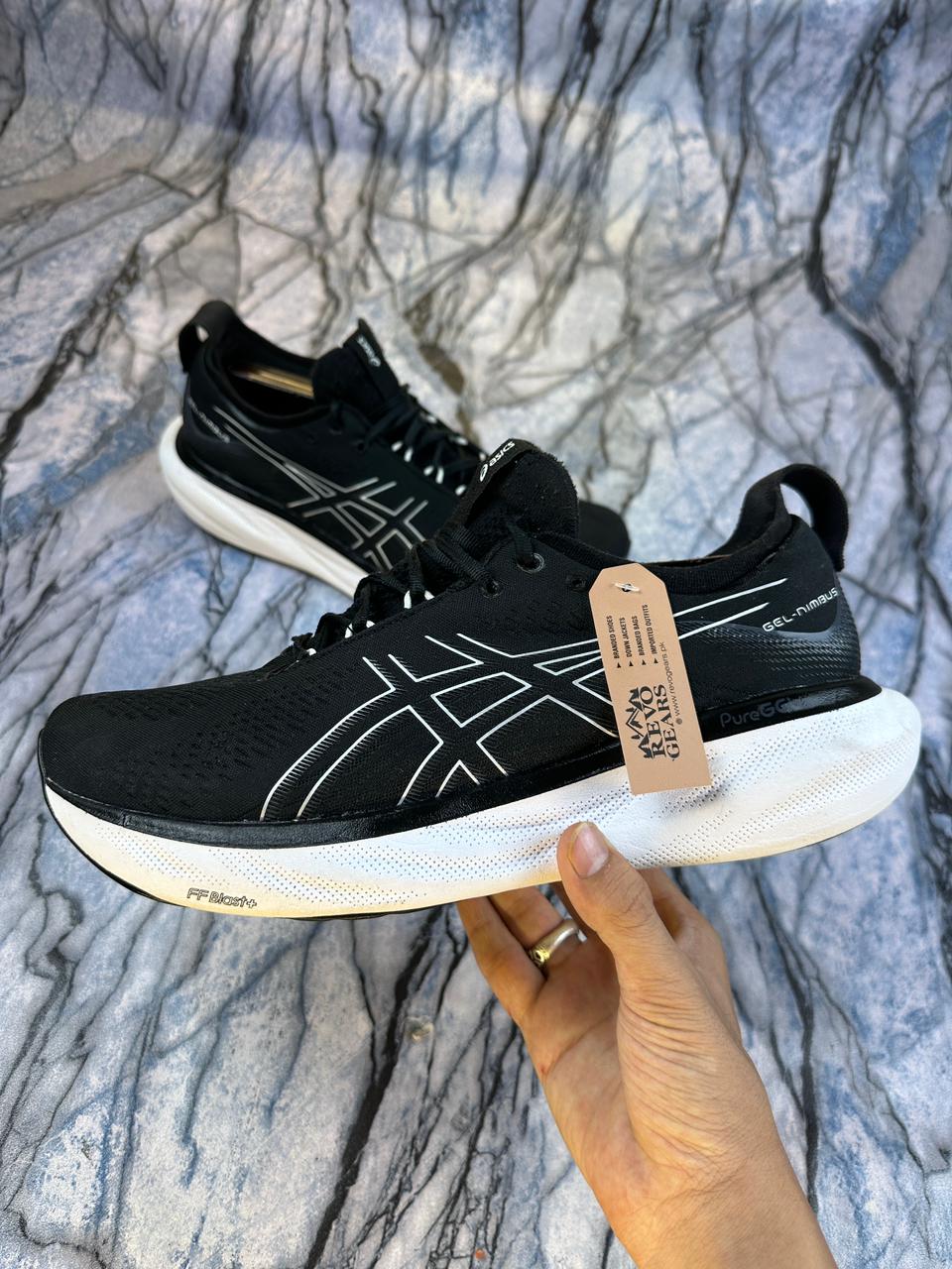 Asics Nimbus 25 Lightweight Branded Running Shoes