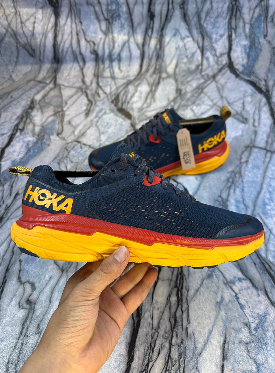 Hoka Challenger ATR 6 Trial Running Shoes