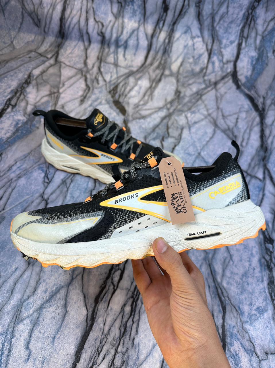 Brooks Cascadia 18 Trial Branded Shoes